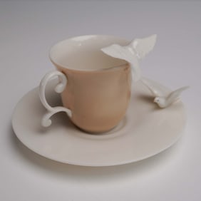 Lladro Porcelain Cup and Saucer Set, Doves 1006043