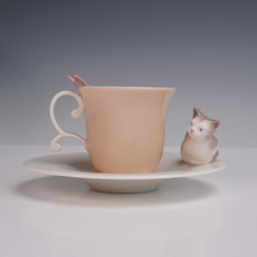 Lladro Porcelain Cup and Saucer Set, Springtime Pals 1006047