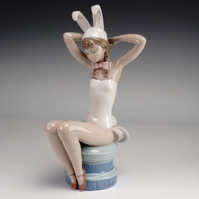 Lladro Porcelain Figurine, Bunny 1005163