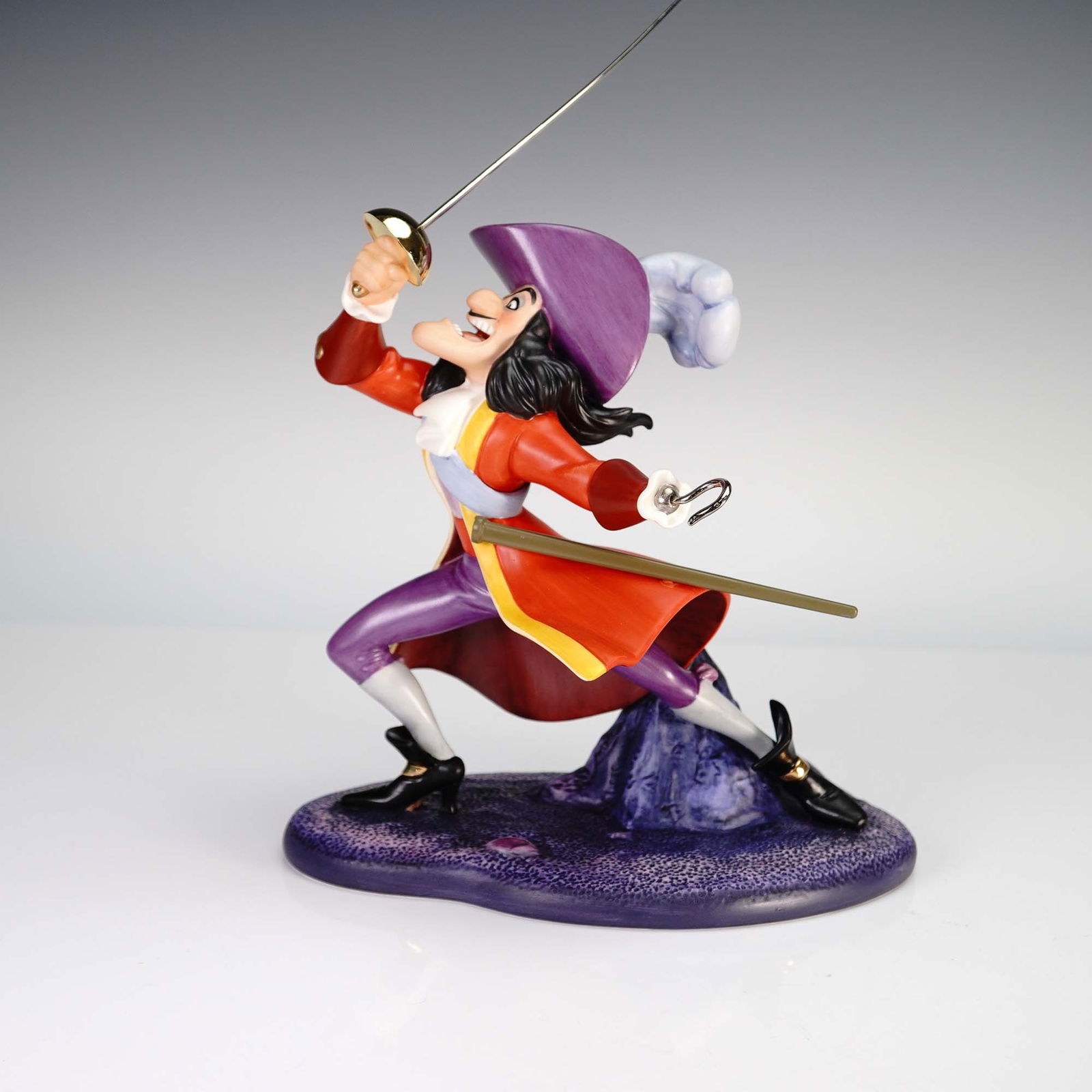 Walt Disney Classics Collection Figurine, Captain Hook (1 of 4)
