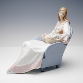 Lladro Porcelain Figurine, My Little Treasure 1006503