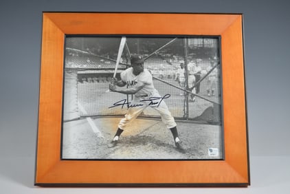 Willie Mays Signed Framed Photograph