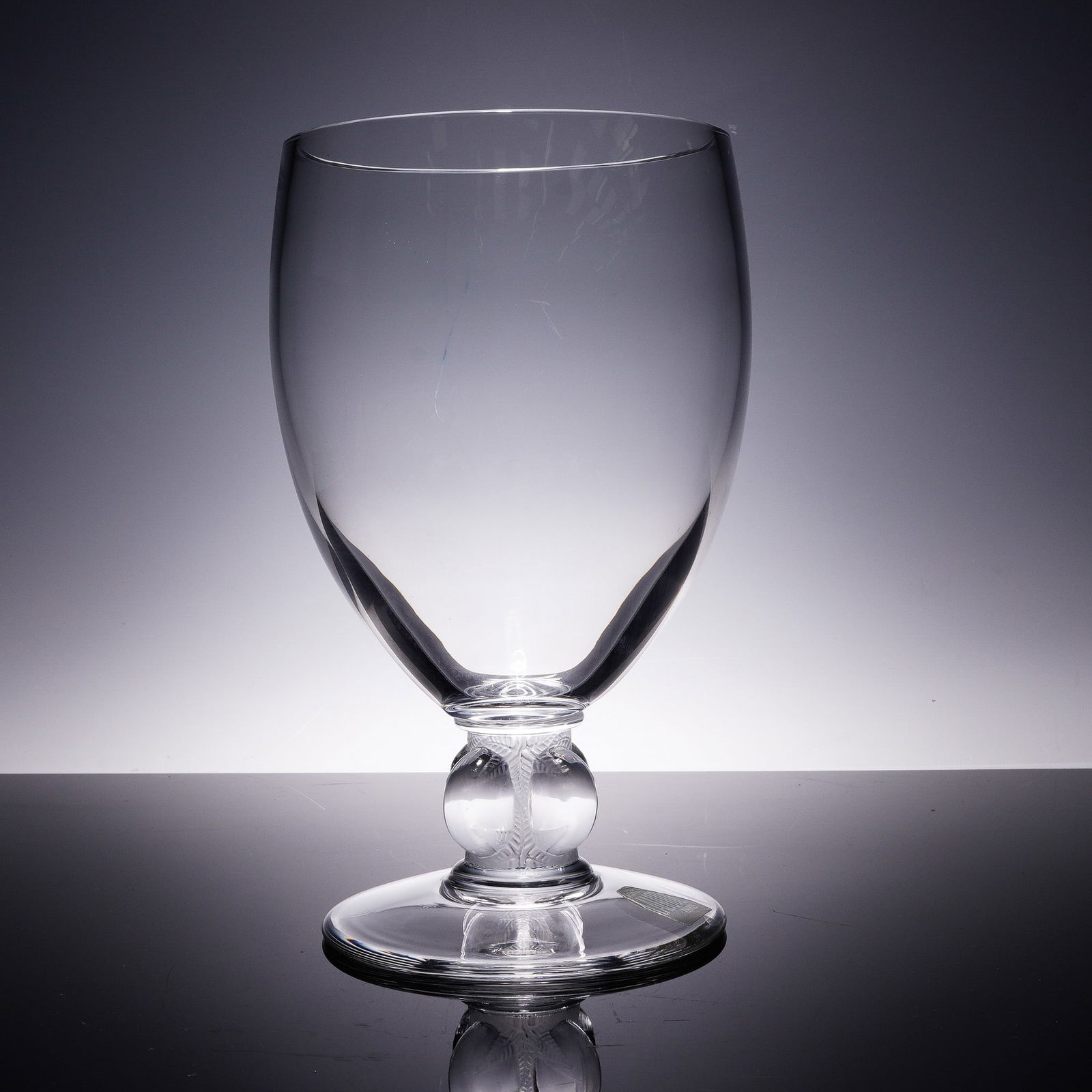 Lalique Crystal Vase, Clairvaux (1 of 5)