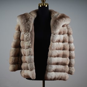 Vintage Silver Grey Fur Jacket by Kneeter Furs