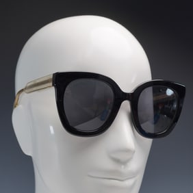 Gucci Oversized Cat-Eye Sunglasses, GG0564S