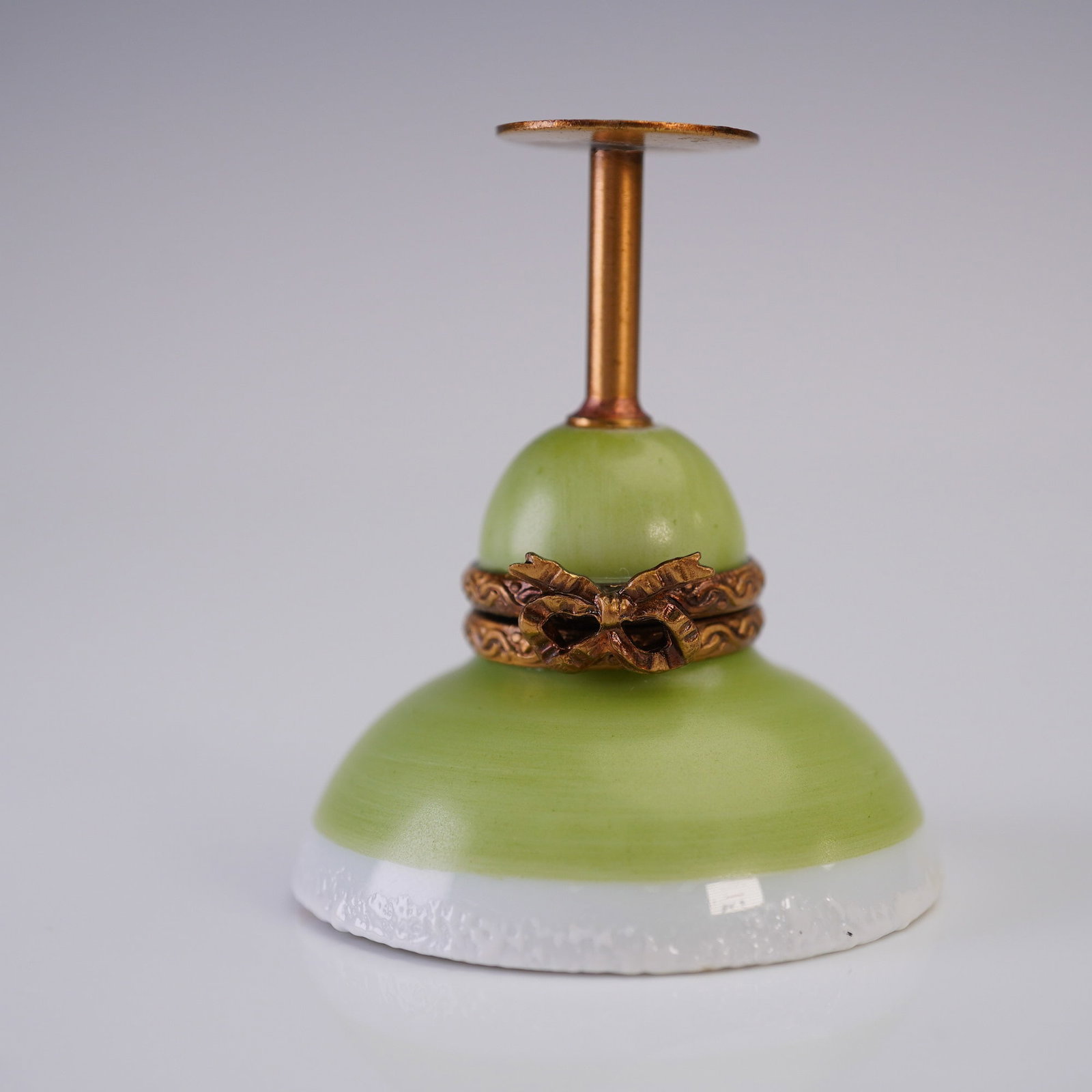 Limoges Porcelain Ring Box, Green Hat Stand Form with Bow Clasp (1 of 5)