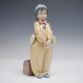 Lladro Porcelain Figurine, Pierrot in Love 1006258