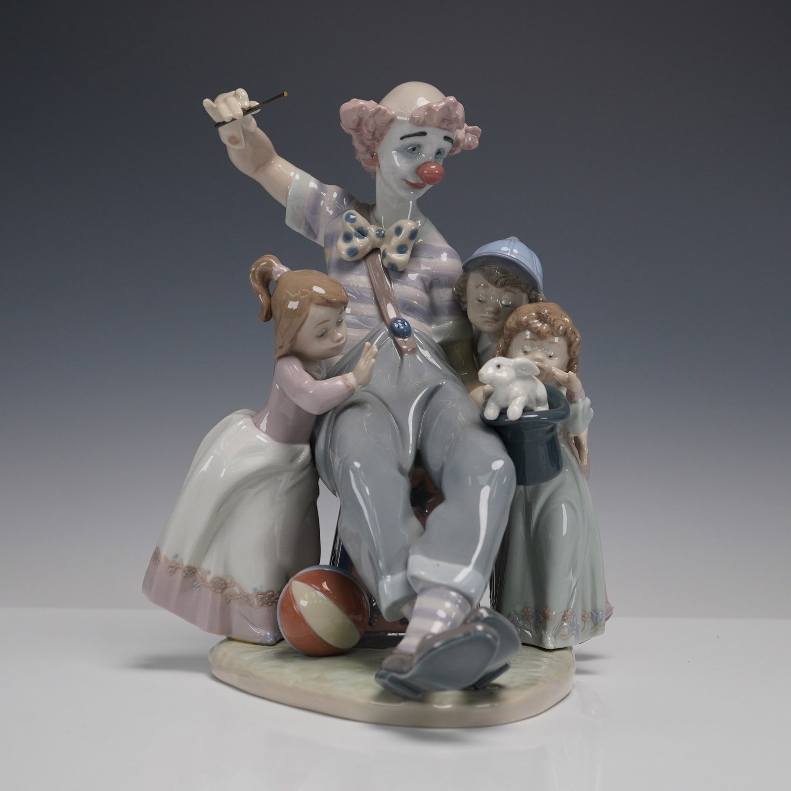 Lladro Porcelain Figurine, The Magic of Laughter 1005771 (1 of 5)