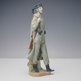 Lladro Porcelain Figurine, Spanish Policeman 01004889
