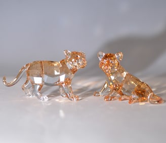2pc Swarovski SCS 2010 Figurines, Standing and Sitting Tiger Cub