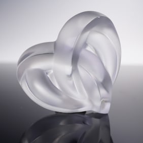 Lalique France Crystal "Entrelacs" Heart Paperweight