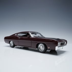 1969 Ford Torino Talladega 1:18 Scale Model Car in Case