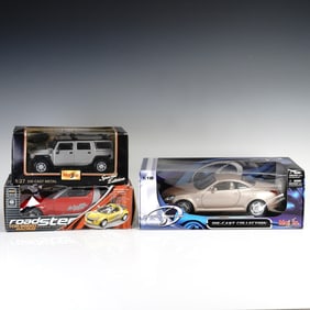 3pc Diecast Car Model Lot Maisto and Roadster in Boxes