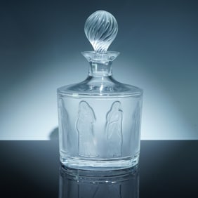 Lalique Crystal Decanter, Femmes