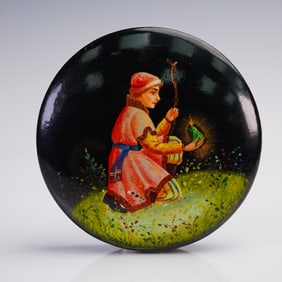 Russian Lacquer Box, Prince and Frog Scene with Bow