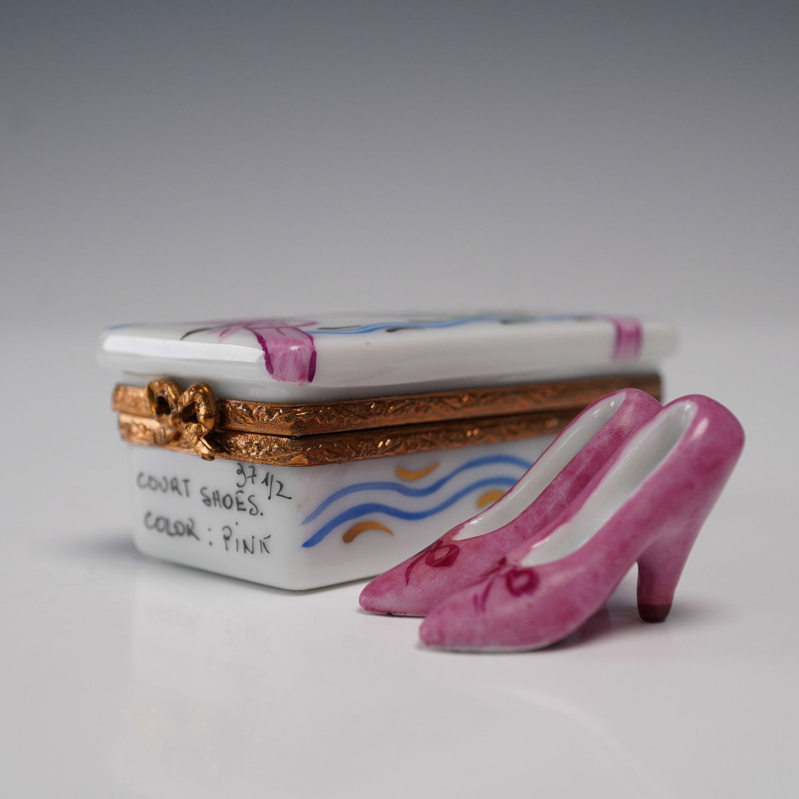 3pc Limoges Porcelain Box with Pink High Heels (1 of 8)