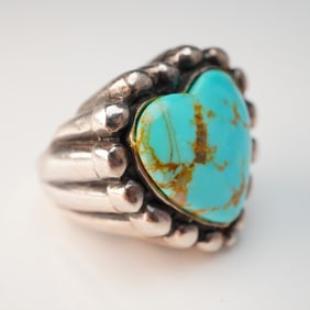 Vintage Sterling Silver Ring With Heart-Shaped Turquoise