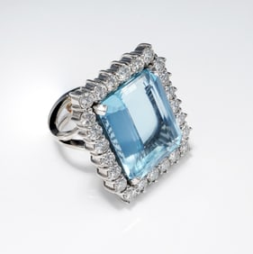18k White Gold and 14ct Aquamarine and 2ct Diamond Ring