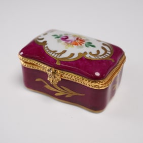 Dubarry Porcelain Ring Box, Floral Scroll on Deep Pink Ground