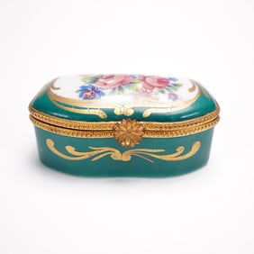 French Porcelain Hinged Trinket Box by Couleuvre