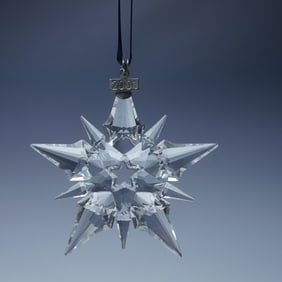 Swarovski Crystal 2001 Christmas Ornament