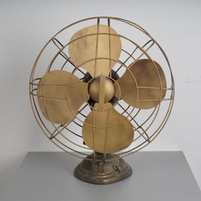Original 1930s Art-Deco Robbins & Myers Bronze Blade Electric Desk Fan