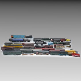 46+pc Model Trains, Freight and Passenger Cars