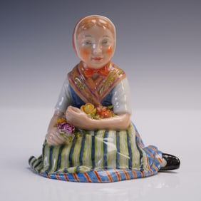 Royal Copenhagen Figurine, Slesvig Girl