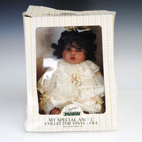 Seymour Mann My Special Angel Collector Vinyl Doll in Box