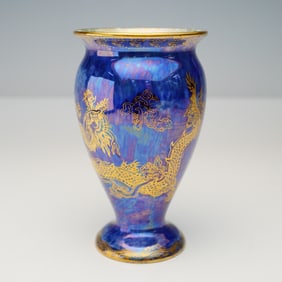 Wedgwood Fairyland Lustre Vase, Celestial Dragon Z4829