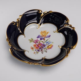 Ilmenau Echt Kobalt German Porcelain Bowl Floral Center
