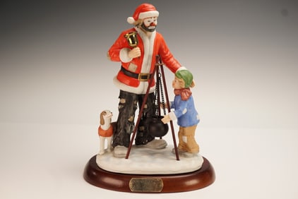 Emmet Kelly Jr Figurine Spirit of Christmas VI with Base