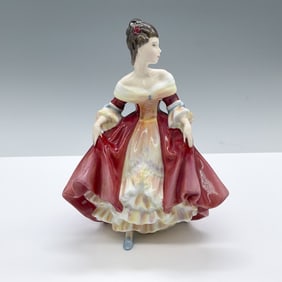 Southern Belle - HN2229 - Royal Doulton Figurine