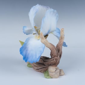 Boehm Porcelain Figurine, Van Gogh Blue Iris F231
