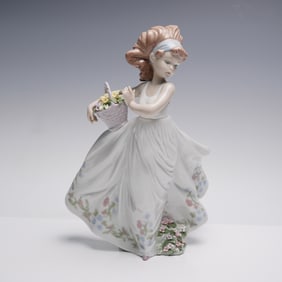 Lladro Spring Joy, Girl w/ Basket of Flowers Porcelain Figurine No. 6646