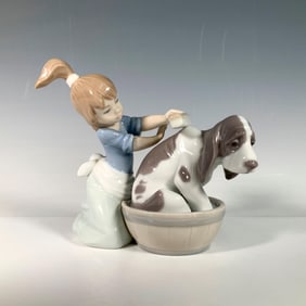 Bashful Bather 1005455 - Lladro Porcelain Figurine