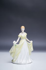 Royal Doulton Figurine, January Snowdrop HN5590