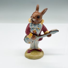 Royal Doulton Bunnykins, Mr. Bunnybeat Strumming DB16