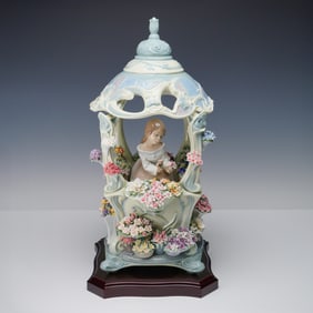 Lladro Porcelain Figurine, Gazebo in Bloom 01001865, signed
