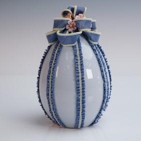 Lladro Porcelain Figurine, Blue Egg with Lace and Flowers PP135
