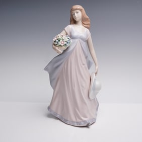 Nadal Spanish Porcelain Figurine Lady with Hat and Flowers No. 2307