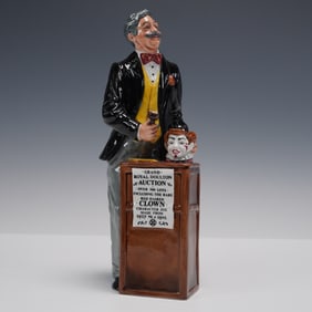 Royal Doulton Figurine The Auctioneer HN2988