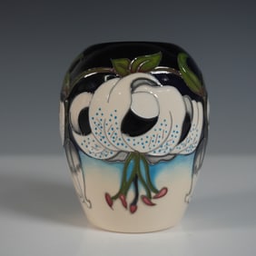 Moorcroft Pottery Trial Lily Vase