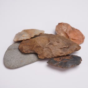 5pc Native American Arrowheads & Pierced Stone Tool