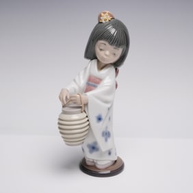 Lladro Figurine, Oriental Lantern 1006231