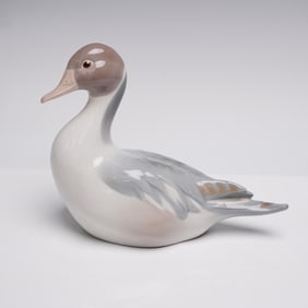 Lladro Porcelain Figurine, Duck 1001057