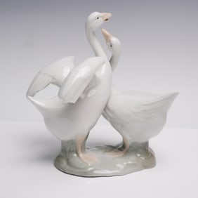 Lladro Porcelain Figurine, Pair of Geese