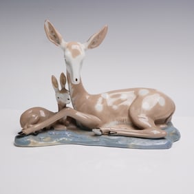 Pales Spanish Porcelain Figurine, Deer and Fawn
