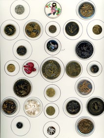 A full card of assorted Bird Buttons