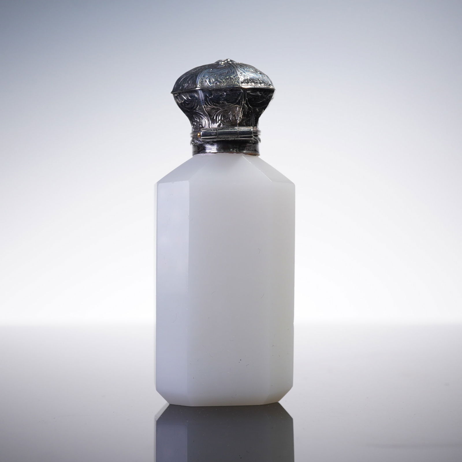 English Silverplate and Metal-Mounted White Opaline Glass Scent Bottle (1 of 6)